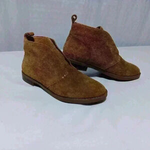 Franco Sarto Suede Leather  Pull on Ankle boots. Ladies size 7